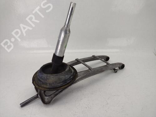 Used Gear lever BMW X3 (E83) 2.0 d (150 hp) 8944569