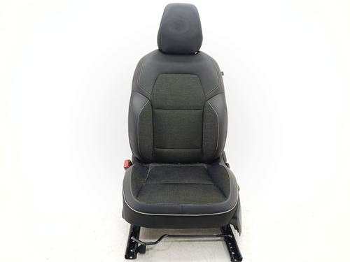 left-front-seat-renault-captur-ii-hf_-2020-37691113 main image