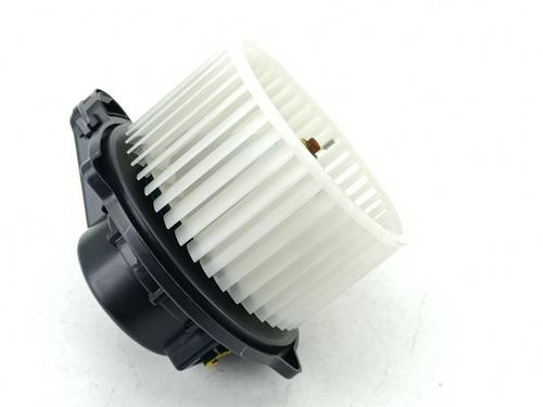Used Heater blower motor Heater blower motor HYUNDAI i20 III (BC3, BI3) 1.2 (84 hp) 40229189 40229189
