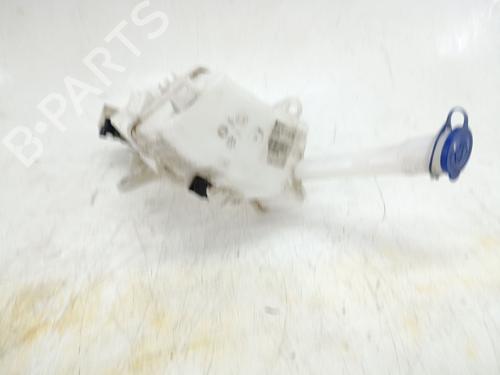 windscreen-washer-tank-toyota-yaris-cross-mxp_-2020-38622567 main image