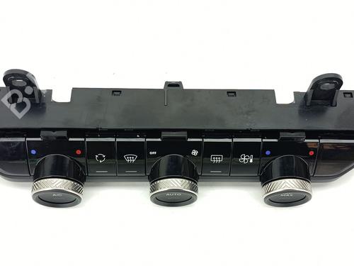 AC-Styringsenhed/Manøvreenhed CITROËN C4 III (BA_, BB_, BC_) 1.2 PureTech 130 (BAHNSA, BAHNSB) | BP28727598I5