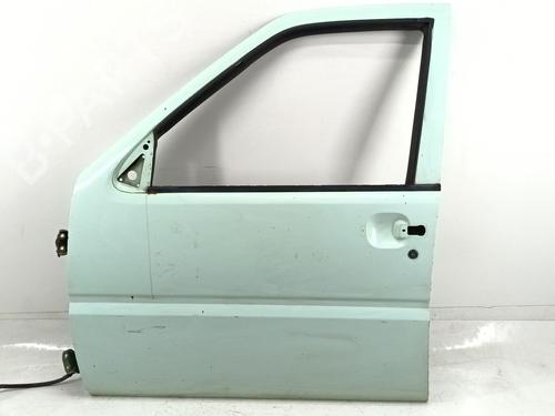 Left front door NISSAN TERRANO II (R20) 2.7 TD 4WD 801017F030