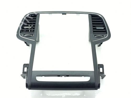 Used Air vent Air vent RENAULT MEGANE IV Hatchback (B9A/M/N_) 1.3 TCe 140 (B9NB) (140 hp) 34715689 34715689