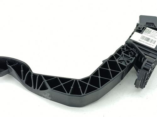 Pedal PEUGEOT 2008 II (UD_, US_, UY_, UJ_, UR_, UC_) 1.5 BlueHDI 110 (UDYHSK) | BP32266977I4