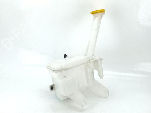 Windscreen washer tank TOYOTA YARIS (_P13_) 1.5 Hybrid (NHP130_, NHP130) | BP31358558C113
