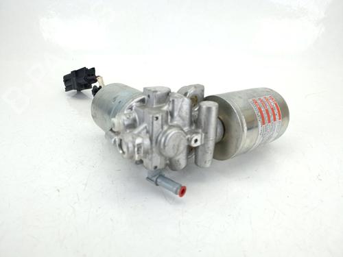 Brake master cylinder TOYOTA COROLLA Hatchback (_E21_, _EA1_, _EH1_) 1.8 Hybrid (ZWE211) | BP31945340M77
