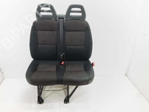 Used Right front seat Right front seat 39610999 39610999
