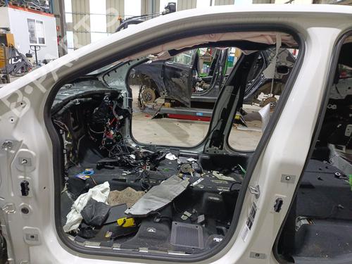 Gummiliste Gummiliste BMW 2 Active Tourer (U06) 218d (150 hp) 36993346 36993346