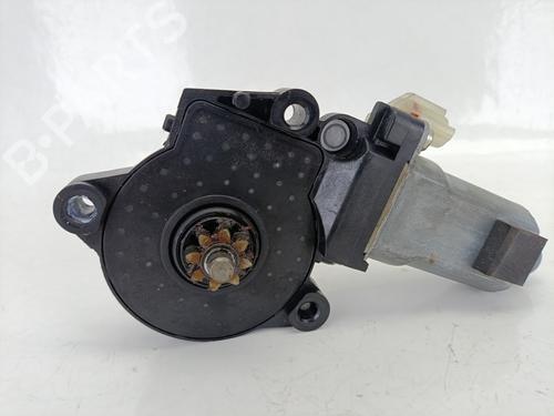 Left front window motor KIA SPORTAGE II (JE_, KM_) 2.0 CRDi 4WD | BP25877763E21 