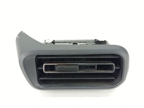 air-vent-peugeot-rifter-2018-33048555 main image