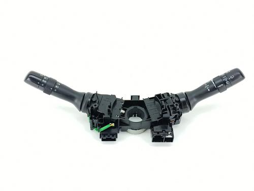 Used Switch Switch TOYOTA YARIS (_P13_) 1.0 (KSP130) (72 hp) 33399713 33399713