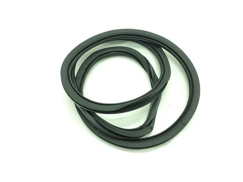 Used Rubber door seal PEUGEOT 208 II (UB_, UP_, UW_, UJ_) 1.2 PureTech 75 (75 hp) 30273864