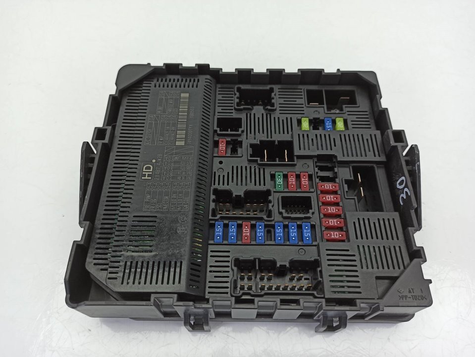 Fuse box NISSAN NP300 NAVARA (D40) 8945337 BParts