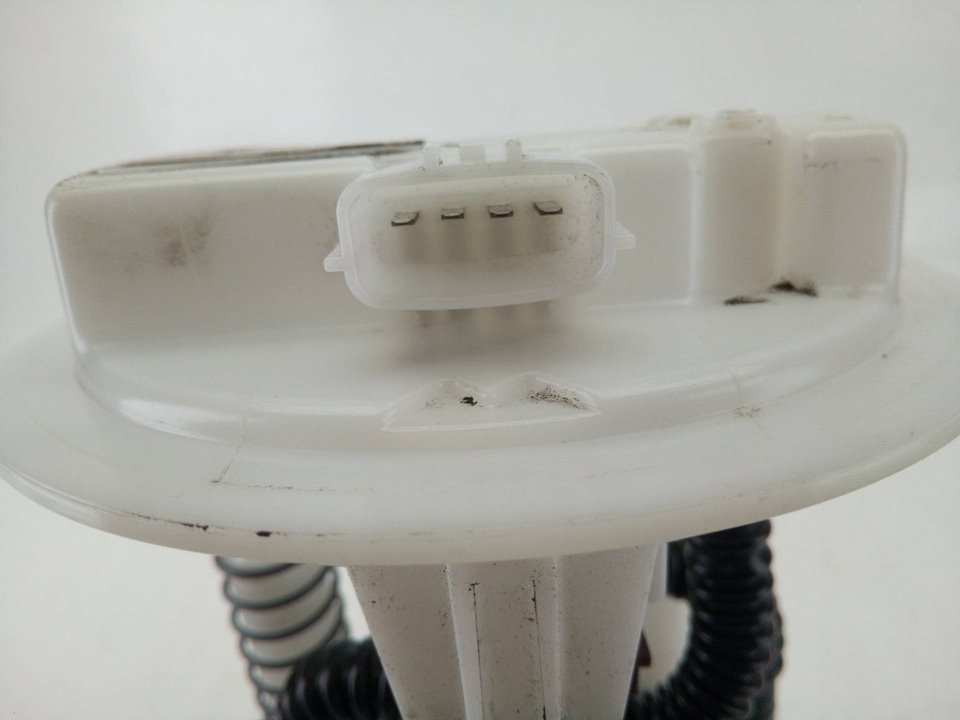 Fuel pump NISSAN MICRA III (K12) 1.2 16V 9521271 BParts