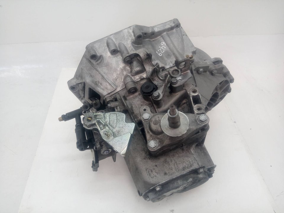 Manual gearbox PEUGEOT 5008 (0U_, 0E_) 1.6 BlueHDi 120 10108411 BParts