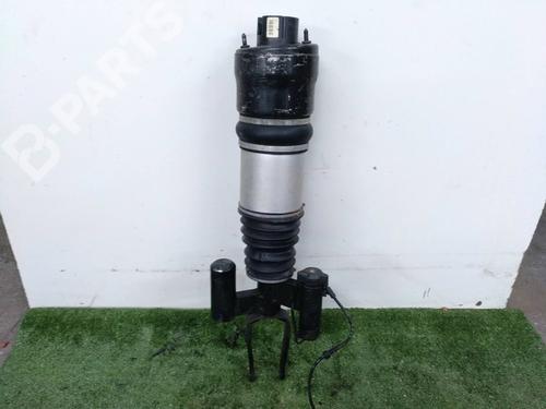 Used Right front shock absorber Right front shock absorber MERCEDES-BENZ E-CLASS (W211) E 320 CDI 4-matic (211.089) (224 hp) 9070228 9070228
