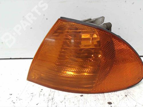 left-front-indicator-bmw-3-e46-320-d-141099081-original-1997-1998-1999-2000-2001-2002-2003-2004-2005-9065825 main image