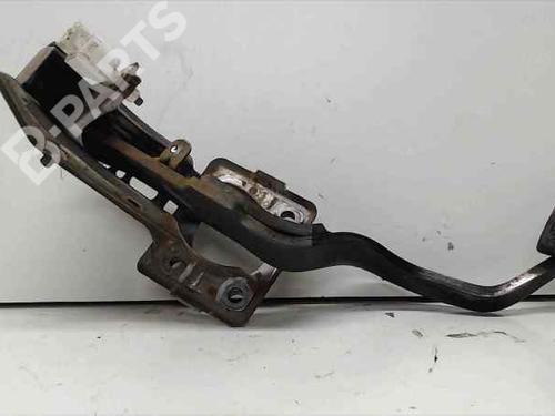 Used Break pedal Break pedal TOYOTA HILUX VII Pickup (_N1_, _N2_, _N3_) 2.5 D-4D 4WD (KUN25) (144 hp) 9062901 9062901