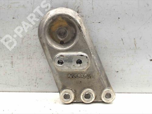 Used Engine mount Engine mount CHEVROLET REZZO MPV (U100) 1.6 (107 hp) 9586135 9586135