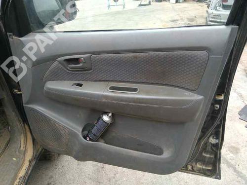 Fuse box TOYOTA HILUX VII Pickup (_N1_, _N2_, _N3_) 2.5 D-4D 4WD (KUN25) | BP9062876E1 