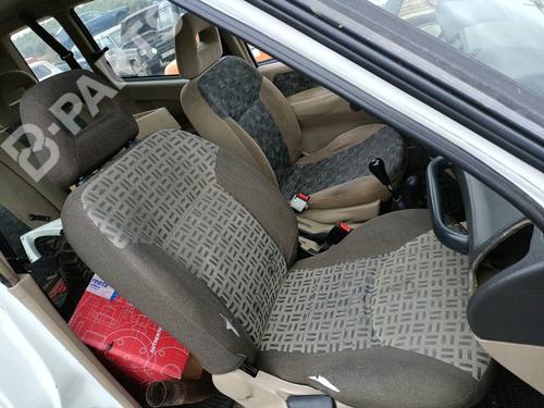Used Right front seat Right front seat NISSAN TERRANO II (R20) 2.7 TDi 4WD (125 hp) 11175675 11175675