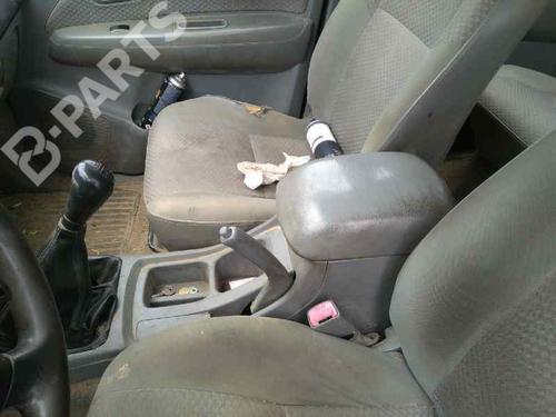 Fuse box TOYOTA HILUX VII Pickup (_N1_, _N2_, _N3_) 2.5 D-4D 4WD (KUN25) | BP9062876E1 