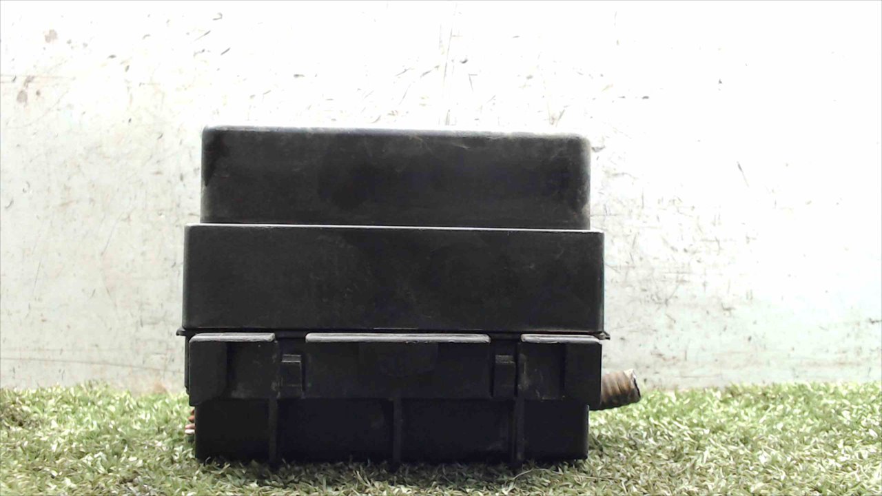 Boîte à Fusibles NISSAN ALMERA II Hatchback (N16) 1.5 10374098 BParts