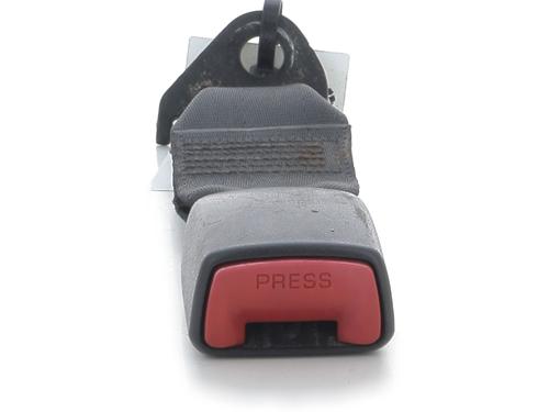 Used Seat buckle TOYOTA YARIS (_P9_) 1.4 D-4D (NLP90_, NLP90R) (90 hp) 32460191