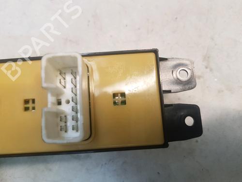 Left front window switch HYUNDAI SANTA FÉ I (SM) 2.0 CRDi 4x4 | BP15267532I27 