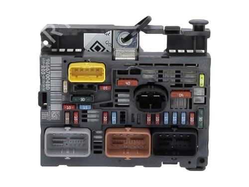 Fuse box PEUGEOT 308 SW I (4E_, 4H_) 1.6 HDi | BP30165768E1
