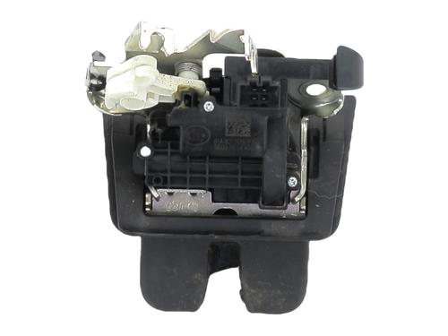 Used Tailgate lock AUDI Q2 (GAB, GAG) 1.6 TDI (115 hp) 30917772