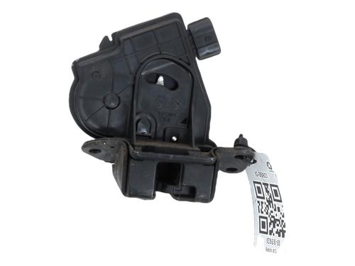 Bakluke lås TOYOTA AURIS (_E15_) 1.4 D-4D (NDE150_, NDE150R) (90 hp) 27710595