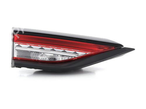 Farolim esquerdo da mala DS DS 3 / DS 3 CROSSBACK (UR_, UC_, UJ_) 1.2 PureTech 100 (URHNKK, URHNEK) (101 hp) 32013455