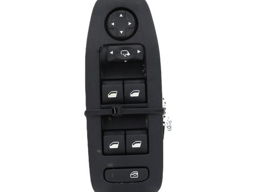Used Left front window switch Left front window switch PEUGEOT 208 I (CA_, CC_) 1.2 PureTech 82 (82 hp) 33332776 33332776