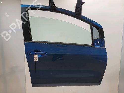 Używane Drzwi przednie prawe TOYOTA YARIS (_P9_) 1.3 VVT-i (SCP90_, SCP90R) (87 hp) 31750058