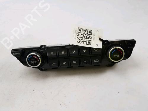 Used Climate control KIA SPORTAGE IV (QL, QLE) 1.7 CRDi (141 hp) 13893830