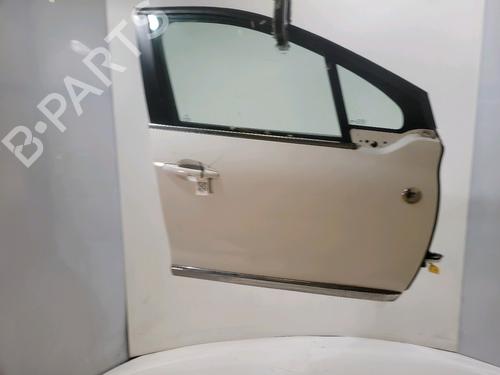 Used Right front door Right front door 38613203 38613203