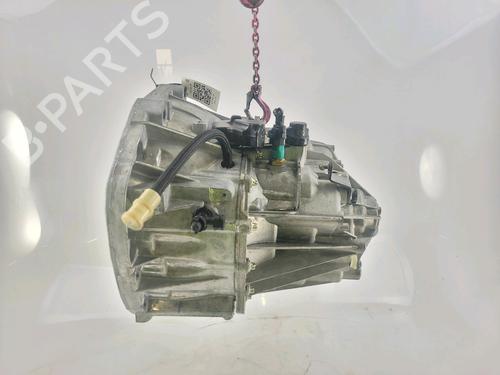 Used Gearbox NISSAN NV300 Van (X82) 2.0 dCi 120 (120 hp) 26609703