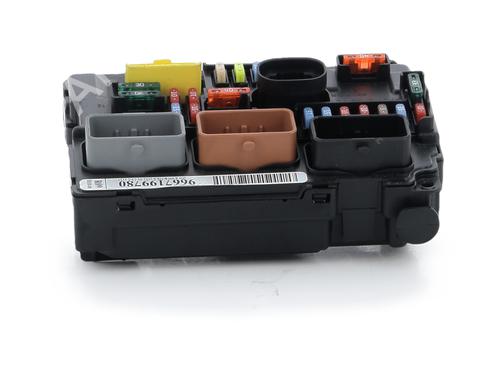 Used Fuse box Fuse box CITROËN C3 II (SC_) 1.4 HDi 70 (SC8HZC, SC8HR0, SC8HP4) (68 hp) 36373131 36373131