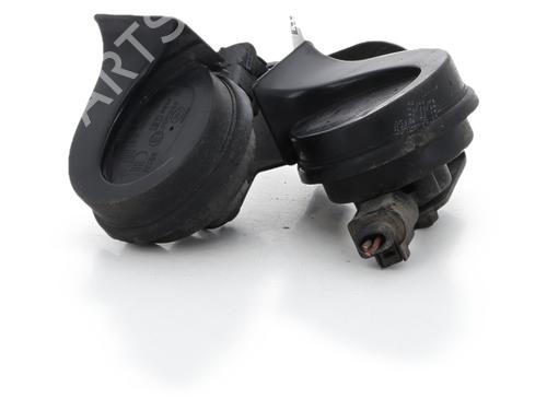 horn-audi-a1-8x1-8xk-2010-2011-2012-2013-2014-2015-2016-2017-2018-2019-36512657 main image