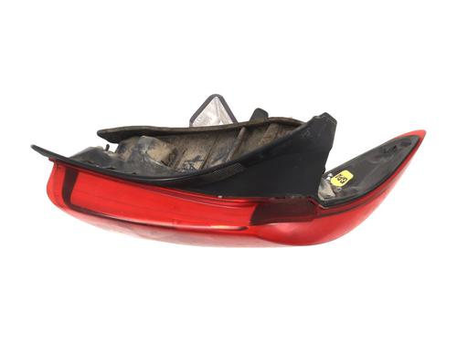 Højre baglygte Højre baglygte TOYOTA YARIS (_P13_) 1.5 Hybrid (NHP130_) (101 hp) 33753778 33753778