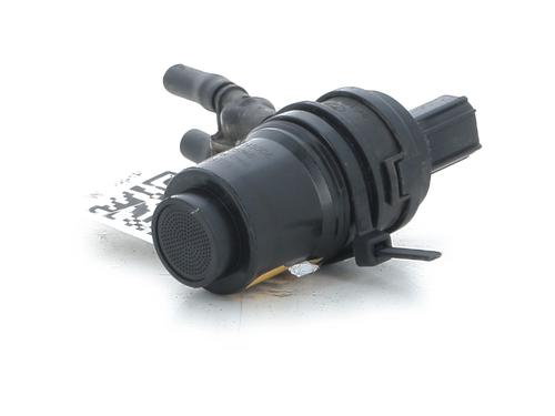 Used Washer pump FORD FIESTA VII (HJ, HF) 1.0 EcoBoost Active (101 hp) 30800006