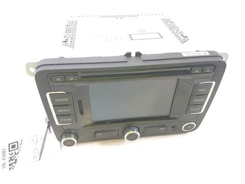 Used Radio Radio VW GOLF V (1K1) 1.9 TDI (105 hp) 10659306 10659306