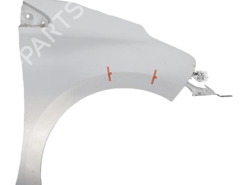 Used Right front fenders Right front fenders 38496347 38496347