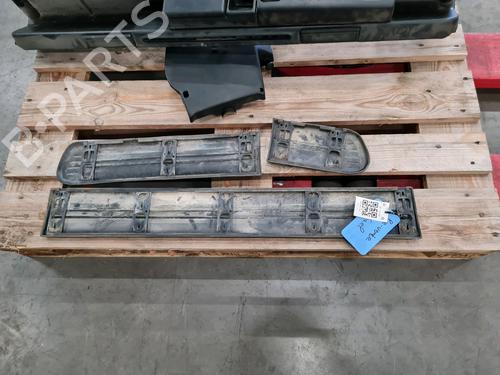 Outra RENAULT 4 (112_) 1.1 (1128, S128) (34 hp) 31240087