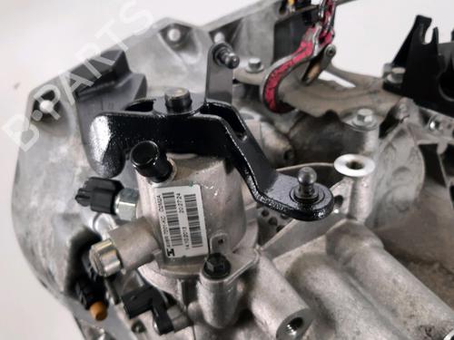 Gearbox VOLVO V40 Hatchback (525) D2 | BP33165959M3  - Image 5