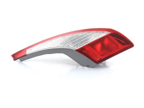 Używane Lampa tylna klapy bagażnika lewa RENAULT MEGANE III Hatchback (BZ0/1_, B3_) 1.5 dCi (BZ0C) (90 hp) 30474804