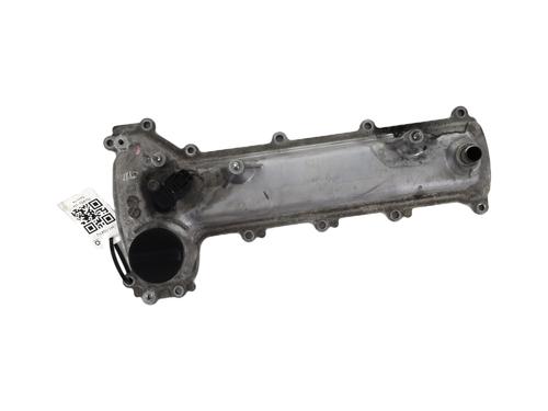 Used Valve cover TOYOTA YARIS (_P13_) [2010-2020]  25452126