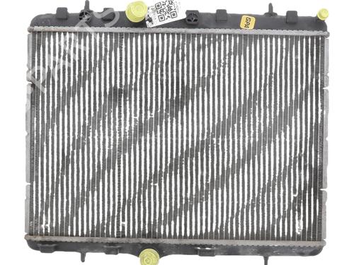 Used Water radiator Water radiator 37457399 37457399
