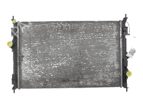 Used Water radiator Water radiator 39489232 39489232